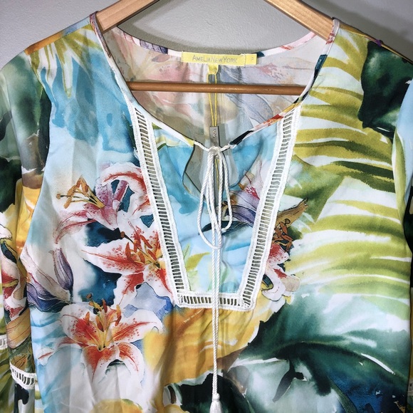 NWOT Amelia New York Soft Summer Orchid Tunic Top - Picture 4 of 8